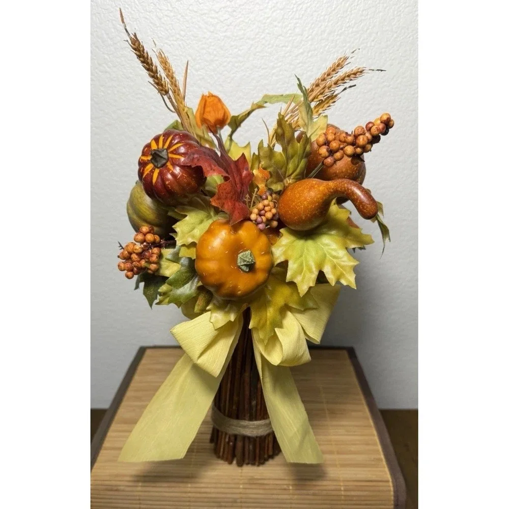 Rustic Farmhouse Pumpkin & Ghourd Floral Bouquet
